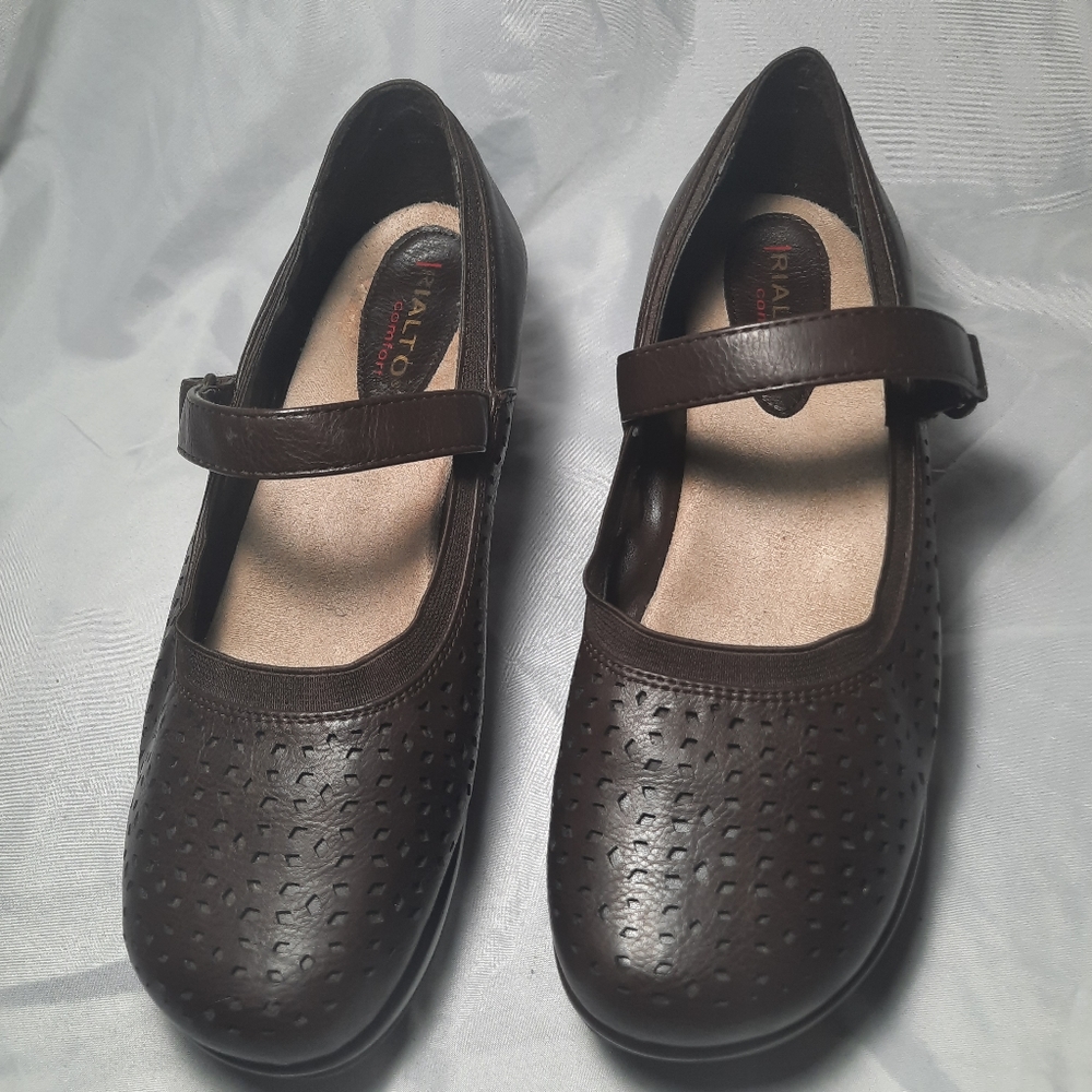 RIALTO COMFORT VANESSA MARY JANE CLOGS Size 9W